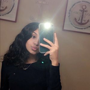 Meet your Posher, Kayla